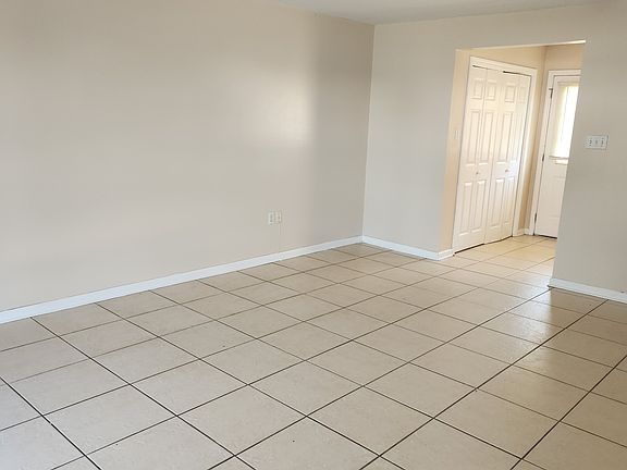 2nd image of 3103 Singletary Dr #B2