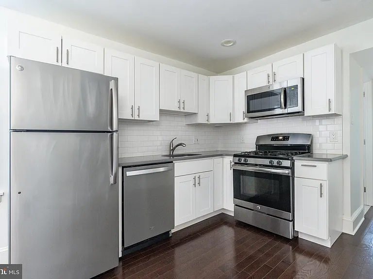 2238 Ellsworth St #2 — Photo 6