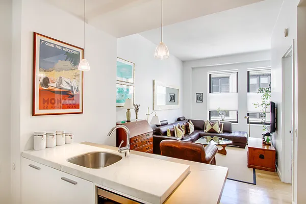 Sold by Compass | media 18