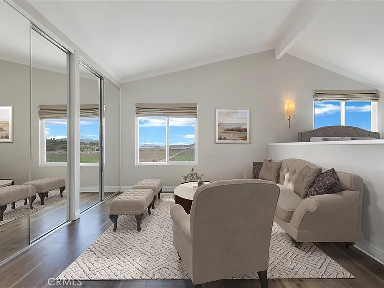 4895 N Buttercreek Rd — Photo 21