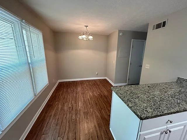1878 Patterson Ct — Photo 8