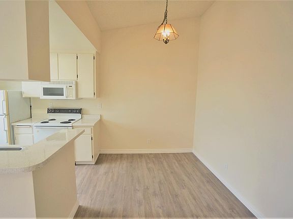 4th image of 4143 Hamilton St #6