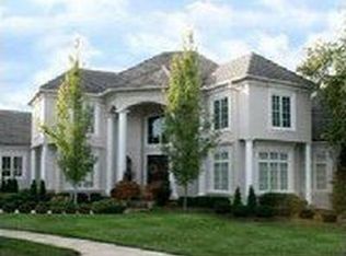 2713 W 116th St, Leawood, KS 66211
