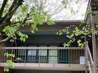 459 Canberra Dr, Knoxville, TN 37923