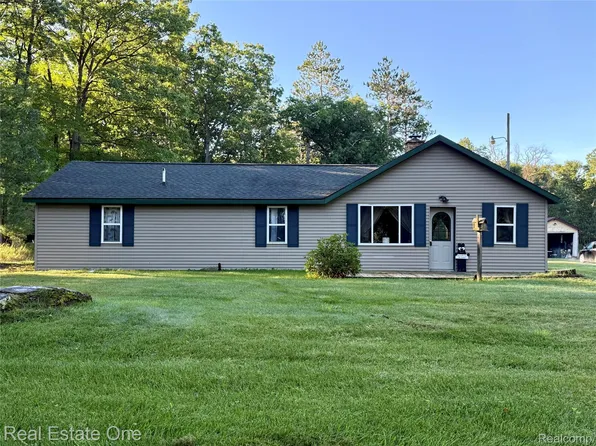 5608 Butler Rd, Saint Helen, MI 48656