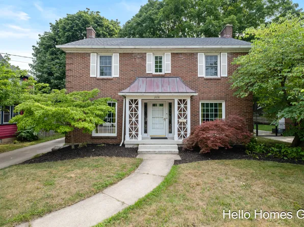 2058 Godwin Ave SE, Grand Rapids, MI 49507