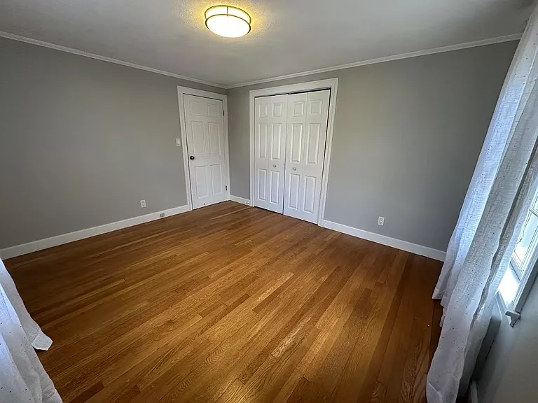 37 Washburn Ave — Photo 16