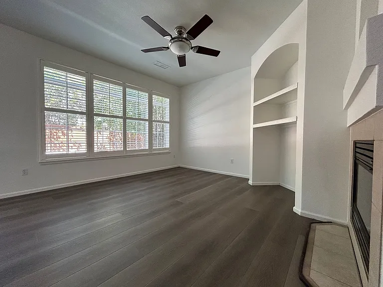 4409 S Jebel Ln — Photo 15