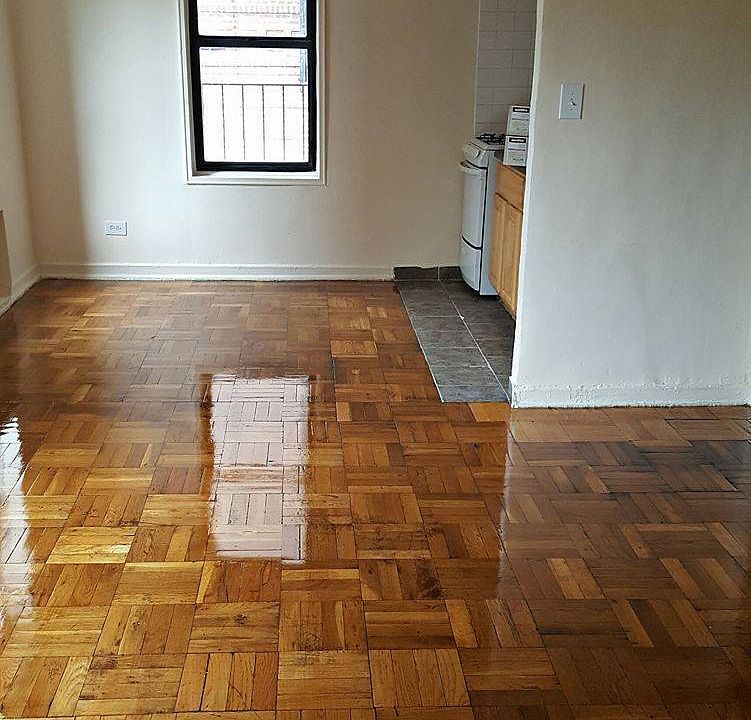 2nd image of 25 Tennis Ct APT 3A