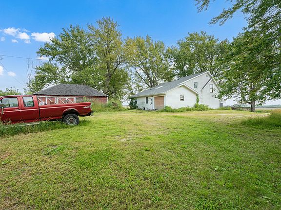 3rd image of 18216 535th St