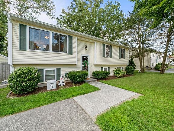 4th image of 73 Palm Blvd