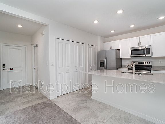 5th image of 7165 Greenwood Park Cir #44