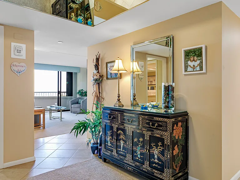 5070 N Ocean Dr #10C — Photo 1