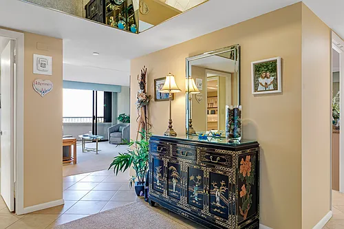 5070 N Ocean Dr Photo 1