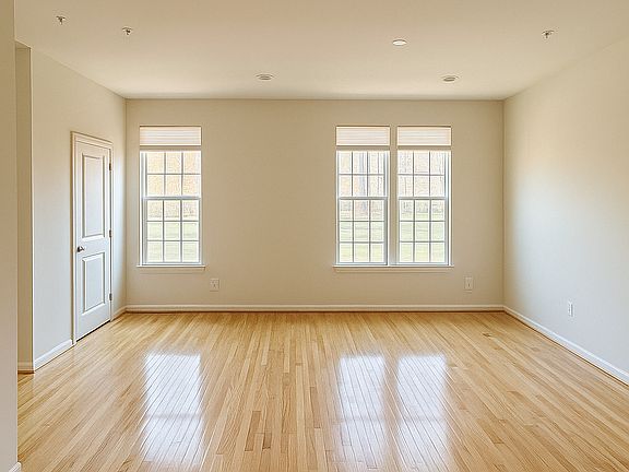 4th image of 22324 Honey Hill Ln