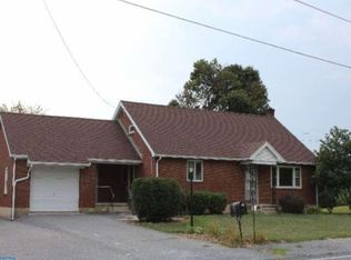 17 Crystal Cave Rd, Kutztown, PA 19530