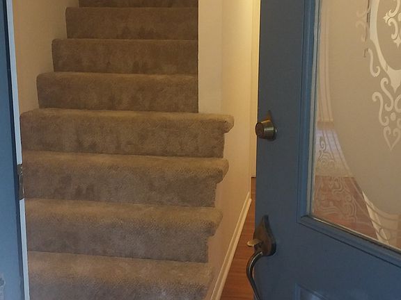 3rd image of 10129 W 96th Ter