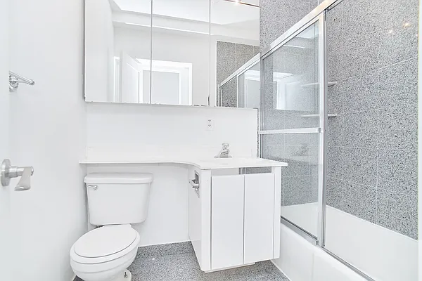 Rented by Living New York | media 25