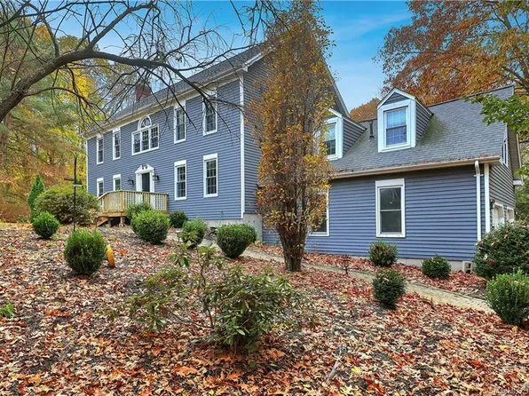 4 Pine River Road, Wallingford, CT 06492