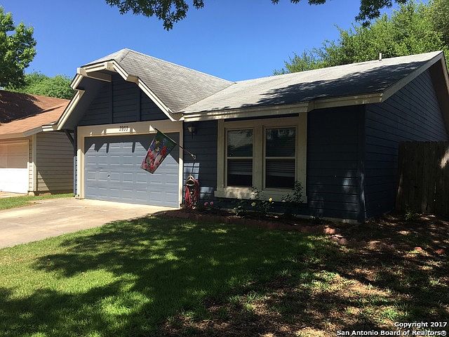 1st image of 3933 Chimney Springs Dr