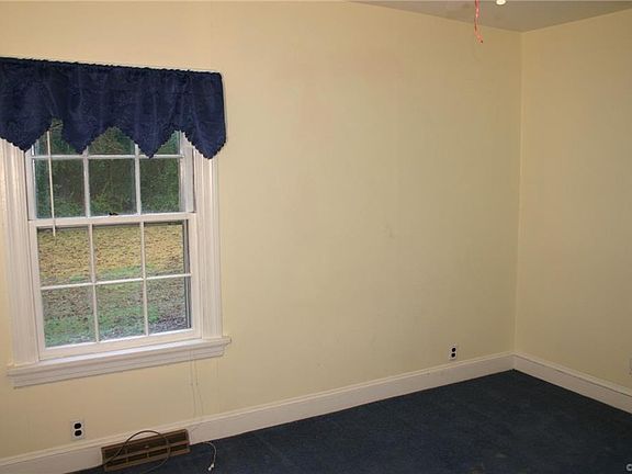 5th image of 1239 Brushwood Ave