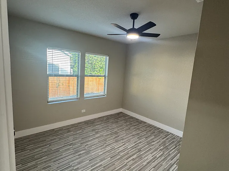 854 Canton — Photo 11