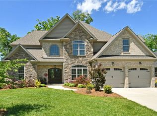 449 Ryder Cup Ln, Clemmons, NC 27012