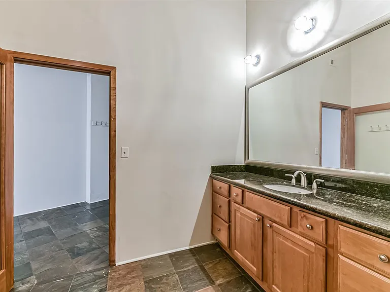 705 Main St #511 — Photo 10