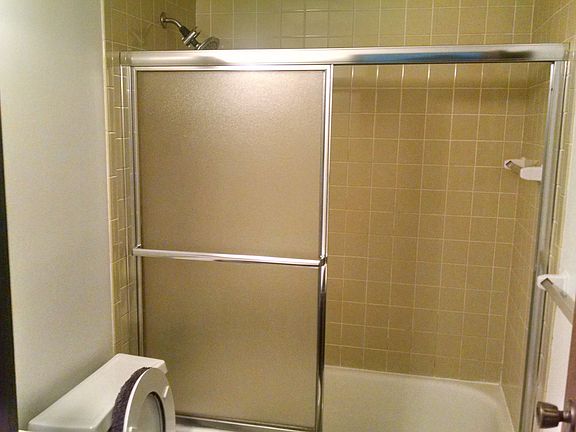 Main bathroom