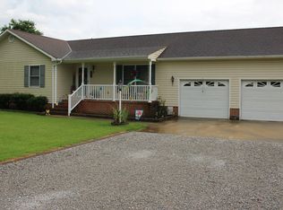 1307 Satterfield Dr, Emporia, VA 23847