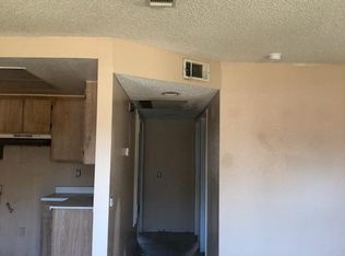 5712 42nd St, Riverside, CA 92509