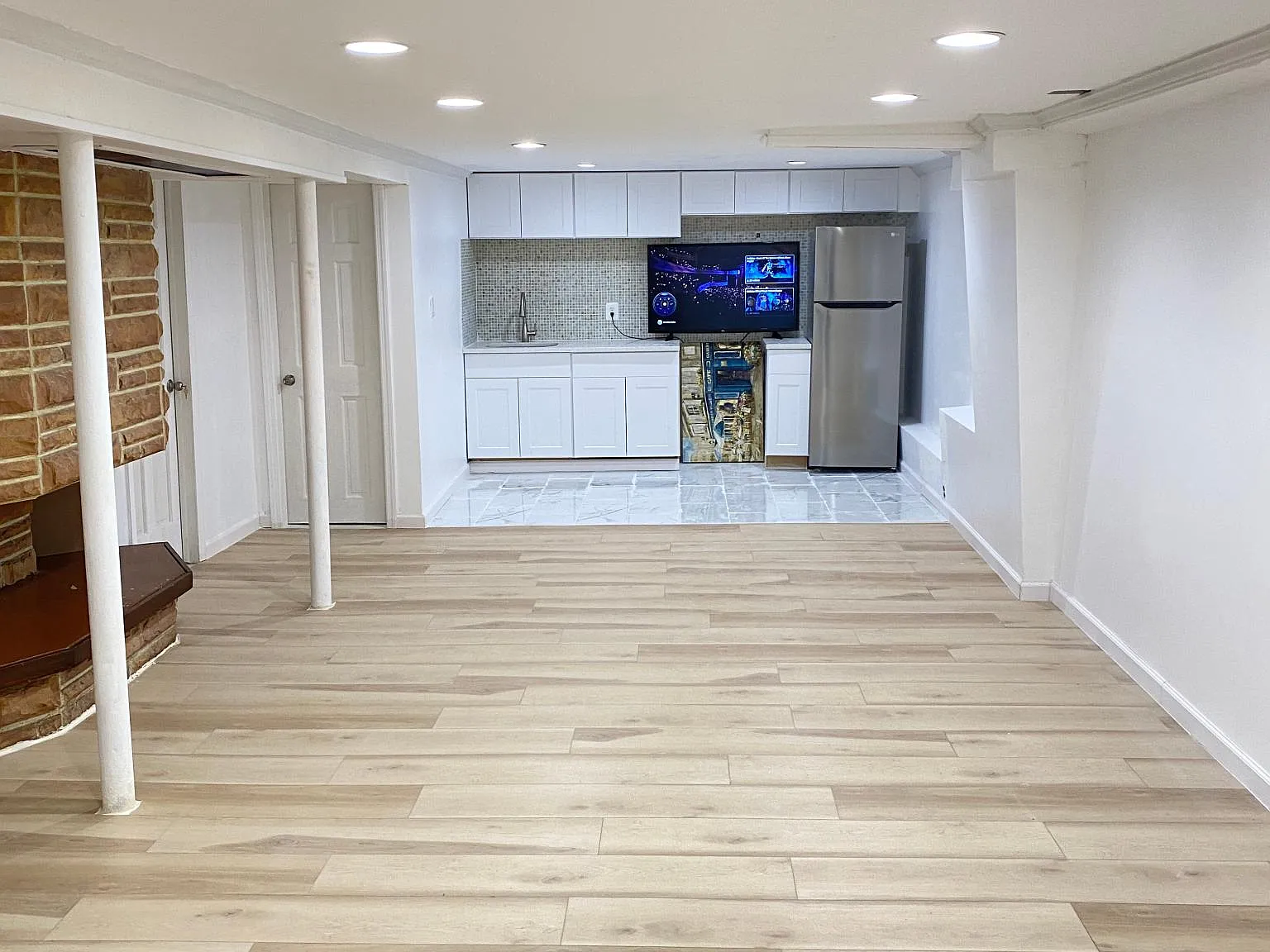 1596 Union Tpke — Photo 3