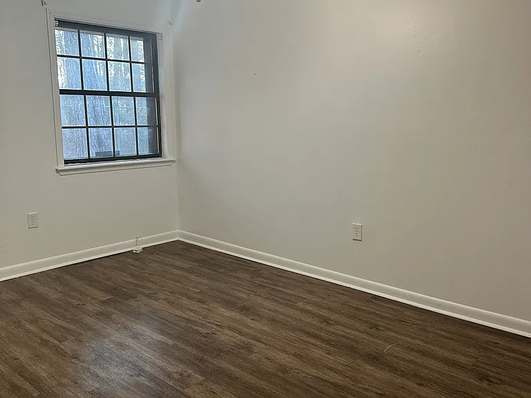 7911 Ebony Ct — Photo 12