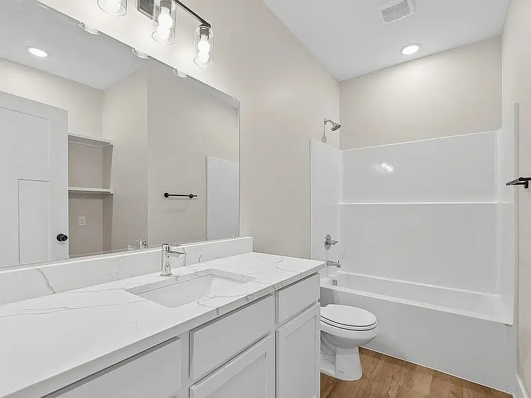 17006 W Lawson St — Photo 5