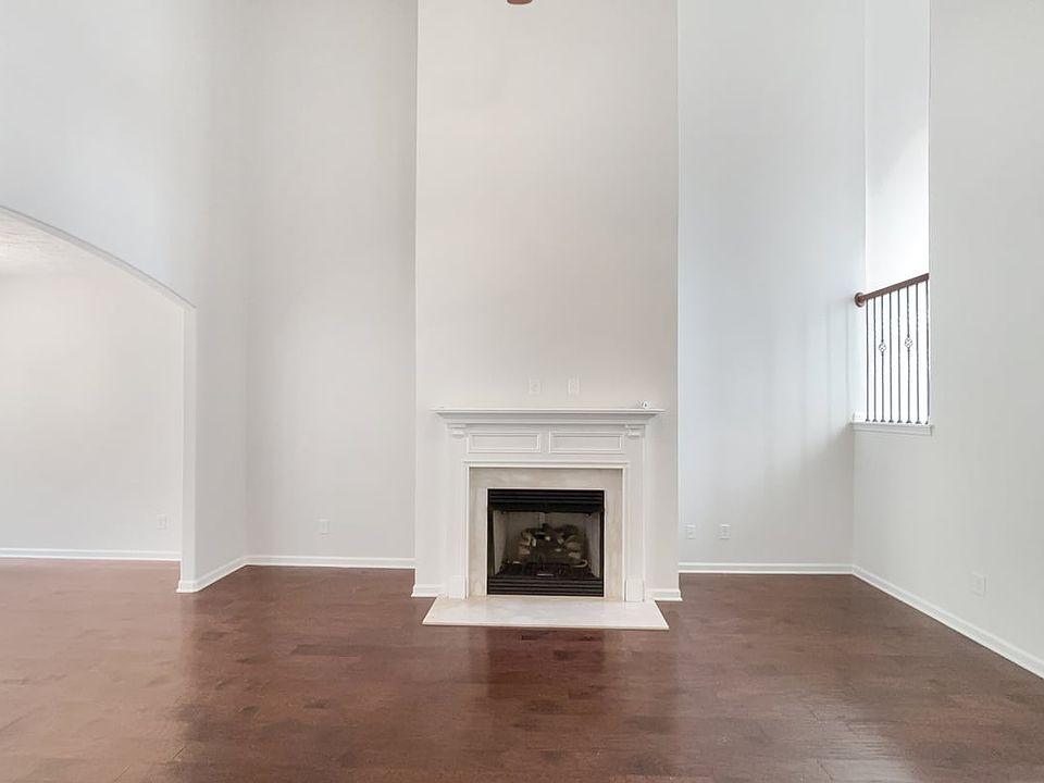 1st image of 12549 Lasselle St