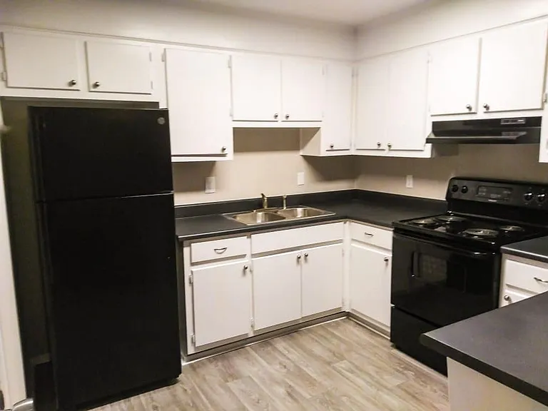 Brickhaven Apartments — Photo 15