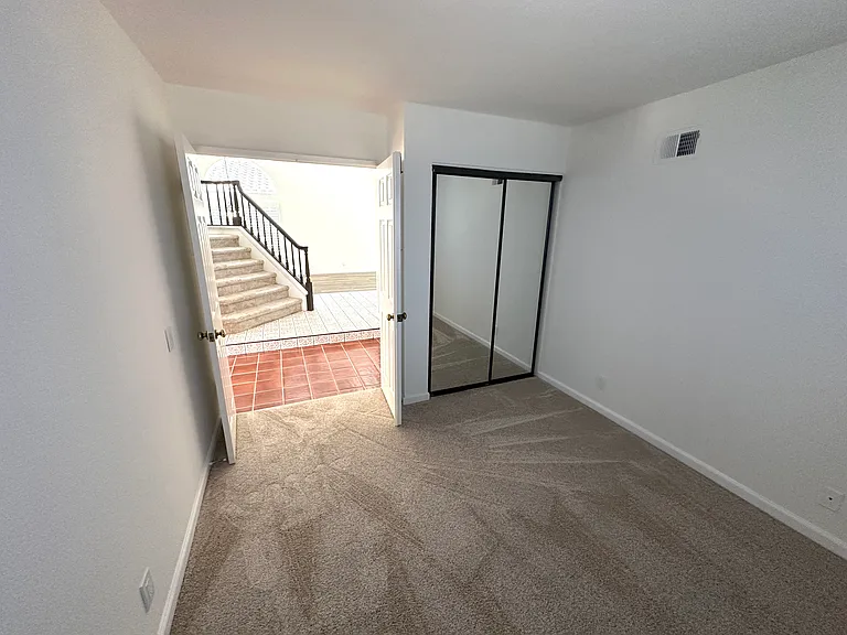 2471 Via Pacifica — Photo 7