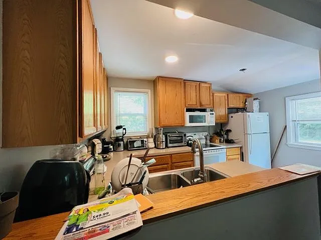8703 Burdette Rd — Photo 4