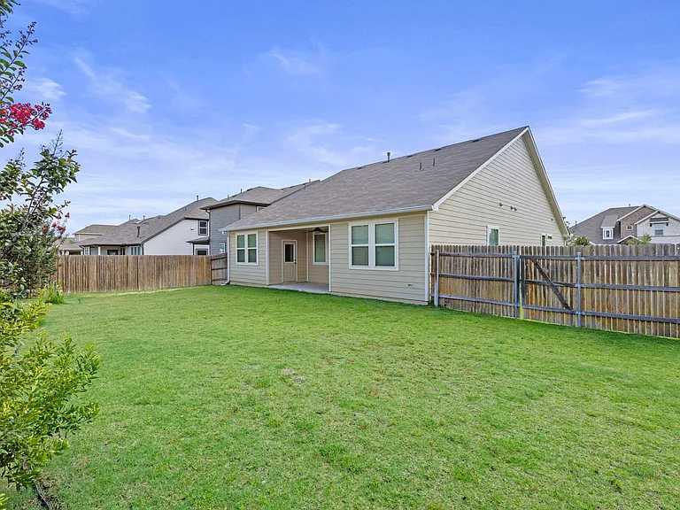 2605 Acoma Ln — Photo 36