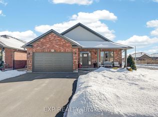 15 Kempton Ave, Belleville, ON K8N 0E8