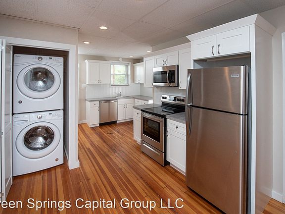 2nd image of 19 Warsaw Ave APT 5
