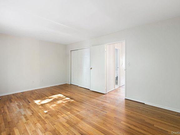 3rd image of 78 Roosevelt Dr