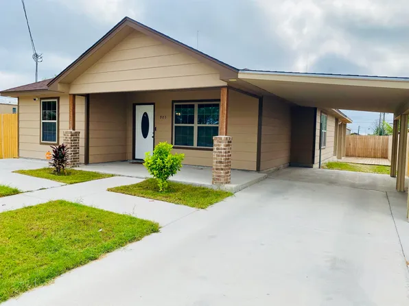 903 E De La Rosa St, Del Rio, TX 78840