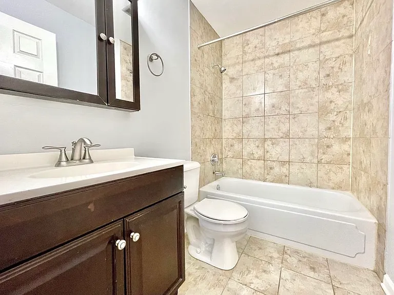 6055 Kit Carson Dr — Photo 5