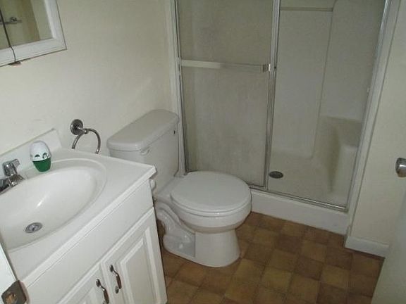2nd image of 8115 105th Ct