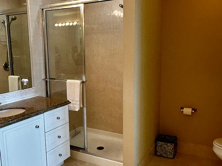 4 Harbour Isle Dr E — Photo 33