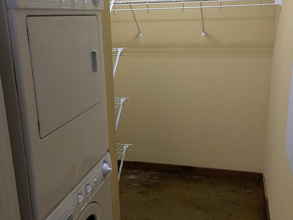 5th image of 1000 Porter St APT 1