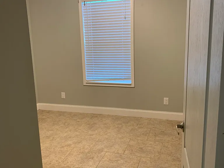 26 Palm Dr — Photo 9