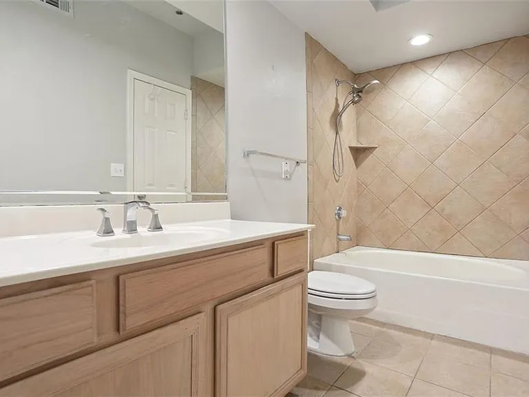 3777 Peachtree Rd NE #331 — Photo 9