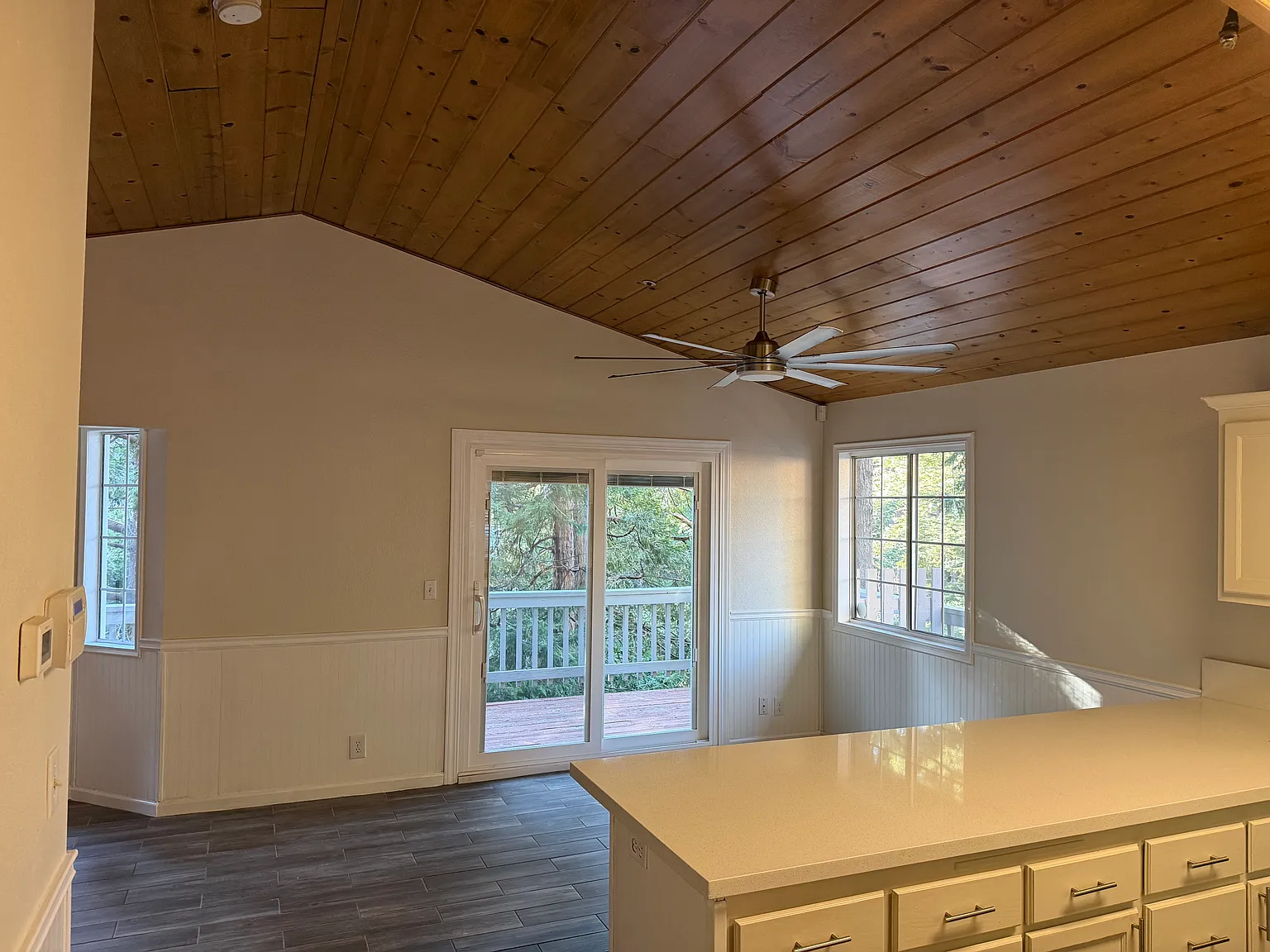 3 bed, 2.5 bath, 1265 sqft, $2,499 — Photo 3